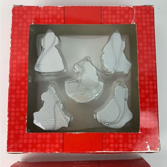 NIB Seasons from Hallmark Disney Princess Holiday Ornaments 2 Set of 5 NEW - Picture 10 of 15